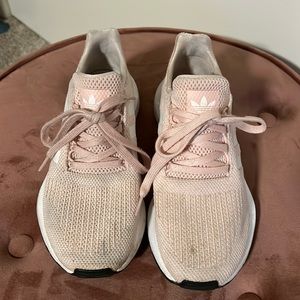 Women’s Adidas Shoes | Size 7 | Pink